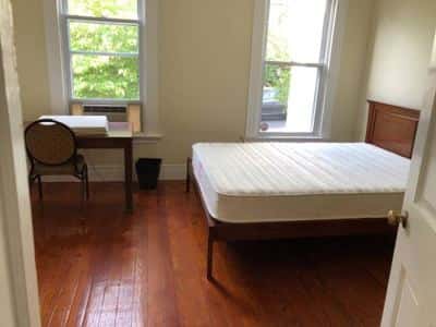Huge Spacious 4BR / 2BA Apartmt Near Yale – Parking, Furnished Option 6