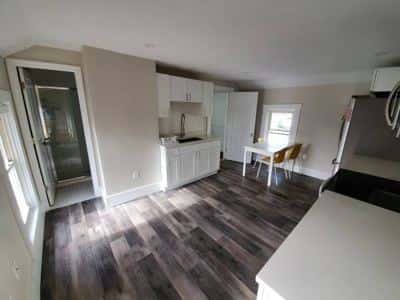 Private Room, Furnished, All Utilities & Cleaning Service included 3