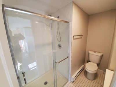 Private Room, Furnished, All Utilities & Cleaning Service included 7