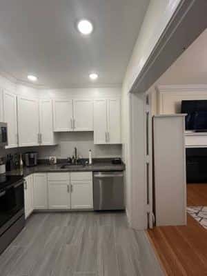 Back Bay. Newly Renovated, Front Facing Marlborough St. between E & F. 5