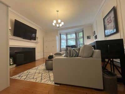 Back Bay. Newly Renovated, Front Facing Marlborough St. between E & F. 8