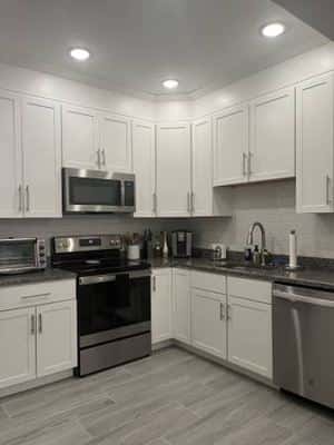 Back Bay. Newly Renovated, Front Facing Marlborough St. between E & F. 3