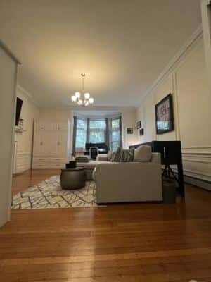 Back Bay. Newly Renovated, Front Facing Marlborough St. between E & F. 7