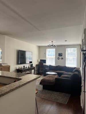 2 BR, 1.5 BA Apt on East Side of Southie 1
