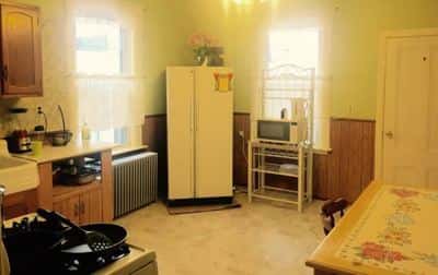 Andrew Sq, Great Location, Eat-in Kitchen, Laundry, NO FEE -#3F 8