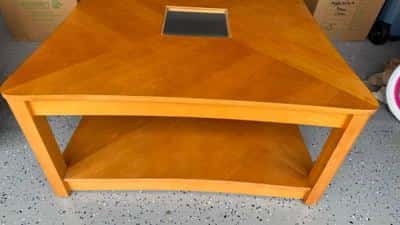 FREE - COFFEE TABLE - SOLID WOOD 3