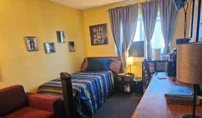 CHATSWORTH furnished Room for Rent 1