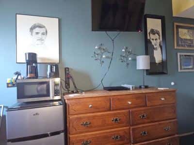 CHATSWORTH furnished Room for Rent 2