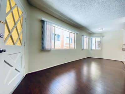 Cozy room for rent in UCLA area 90025 7