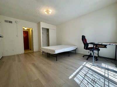 Furnished studio near UCLA for rent 2