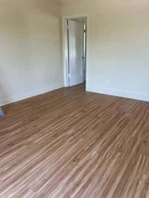 640 N.Vista 5
