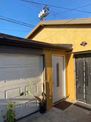 Duplex home. front house! Manicured p landscaping. Hardwood floors, 1