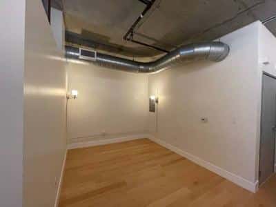 Market Loft DTLA Unit 660 sq ft with Parking Included 4