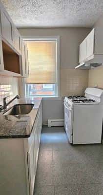 2Bdrm in the Heart of Wooster Square 4