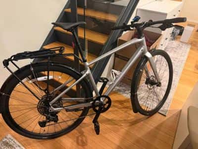 2025 Specialized Sirrus X 4.0 1