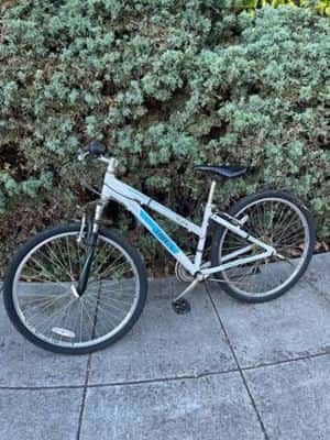 TRAIL TL 27.5 Mountain Bike 15in Small 6061 Aluminum Front Suspension V-Brakes 1