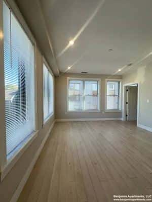 Modern JP 2 Bed w/ In Unit Washer/Dryer - Dishwasher - Students OK 6