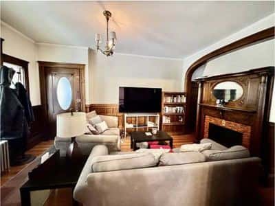 1 bdr + home office in 2 bdr (available 9/1) 5