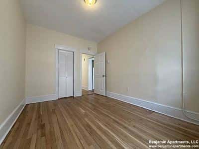 Huntington Ave 2 Bed - Perfect for NEU / Longwood Med - Hot Water Incl 7