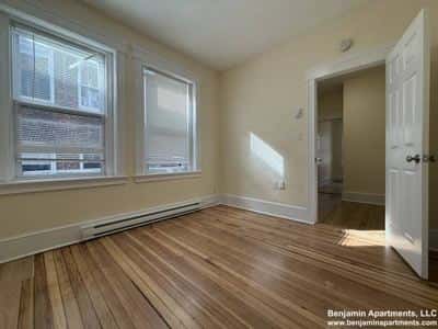Huntington Ave 2 Bed - Perfect for NEU / Longwood Med - Hot Water Incl 1