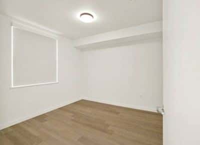 Coffee Bar, Free High-Speed WiFi, Keyless Entry 3