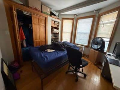 950/1br-1200ft-BU, BC,no fee-5 min walk to 57, 66, 86, 501 bus stops, near green 3