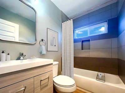 Garbage disposal, Double-pane windows, Fenced Lot, Smoke-Free Home 5