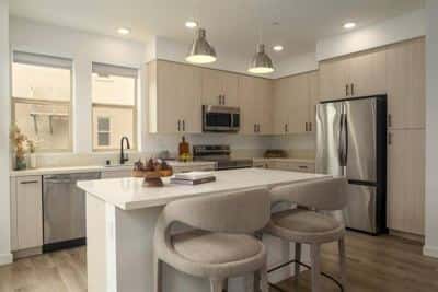 TMLP 12-mo. | In-unit washer, dryer, Single-family homes 2