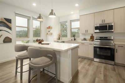 TMLP 12-mo. | In-unit washer, dryer, Single-family homes 7