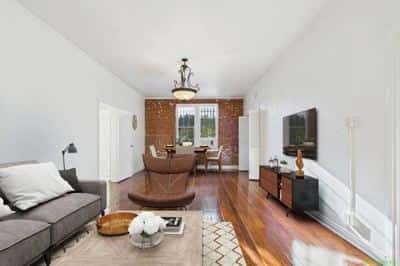 1+1 in Hollywood**1 Month Free**Exposed Brick Walls In Unit 3