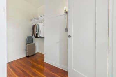 1+1 in Hollywood**1 Month Free**Exposed Brick Walls In Unit 4