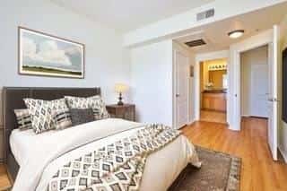 2/bd 2/ba, ATM Machine, 24-Hour Doorman 7