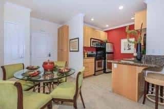 2/bd 2/ba, ATM Machine, 24-Hour Doorman 6