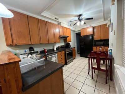 Top Floor Large Bedroom with Newly Upgraded Private Bathroom 4