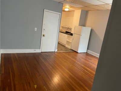 2 Bedroom Charles Village 7