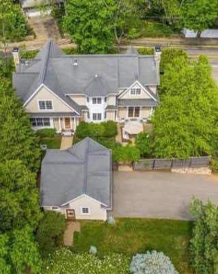 furnished private room in Chestnut Hill home 4