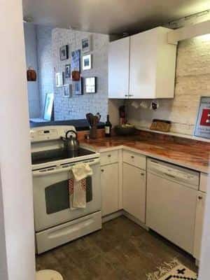 OFFER unit 1-BEDROOM special apartment*Central A/C and Heat 4