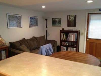 Available Aug. 20th-Charming 1 bedroom apartment in quiet building - O 3