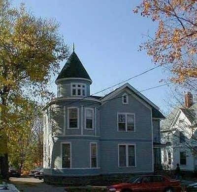 Available July 20th-3 Bedroom Apartment - N. Thayer Street-Kerrytown/M 1