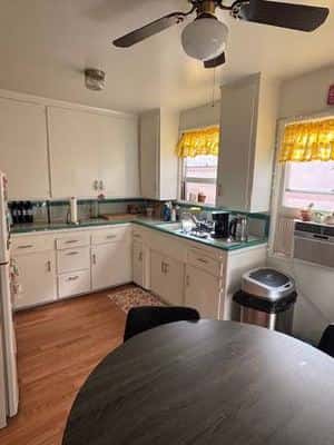 6-Week Sublet for sunny 2BR Los Feliz Apartment 7