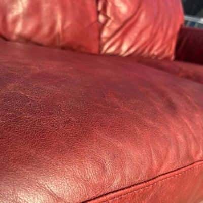 Pretty red couch 3