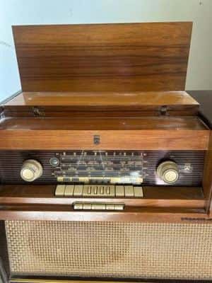 Vintage Grundig Majestic Mid-Century Stereo Console | Working Radio 5
