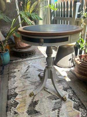 Vintage French Provincial Duncan Phyfe Drum Table Round Accent Table 3