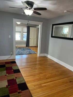 $3,000- 2 Bed/1 Bath Condo In Medford Hillside (Tufts) w driveway park 3