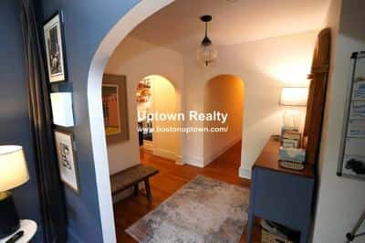 Sunny, Pet Friendly Apartment In Coolidge Corner for 8/1 1