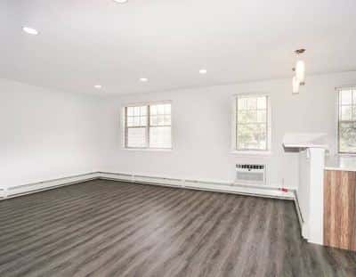 Fitness Center, Large Closets, On-Site Maintenance 3