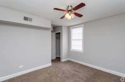 Hardwood floors, Laundry Facilities, Ceiling Fans 5