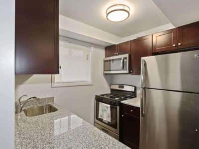 1 BD, Gas Range, Window Coverings 5