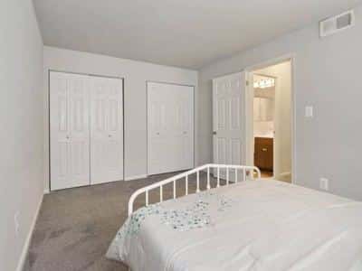 1 BD, Gas Range, Window Coverings 1