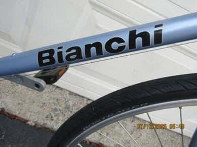 BIANCHI Avenue;5' to 5'3";many new parts;hybrid/comfort;city/commuter 4